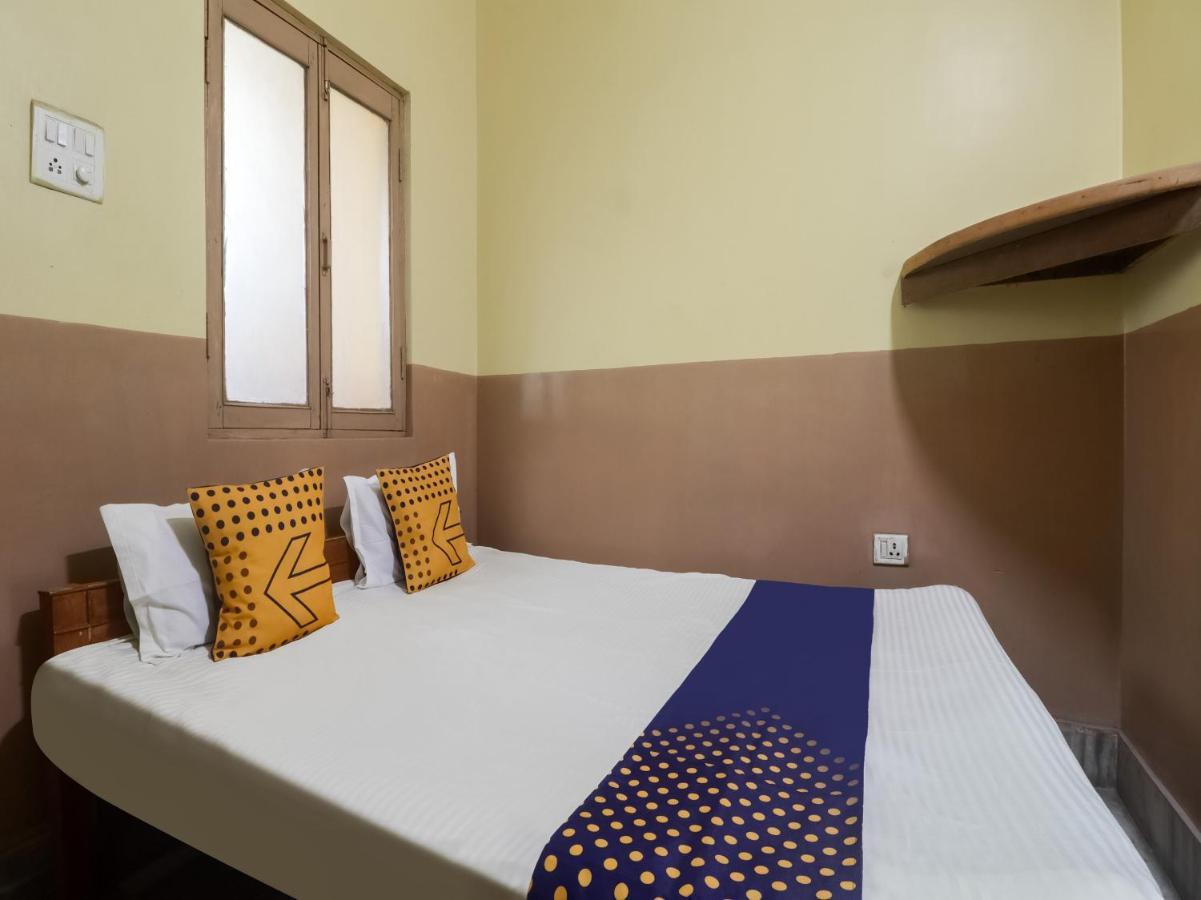 Spot On 79293 Hotel Rajesh Patna  Exterior photo